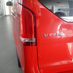Mercedes V220 full