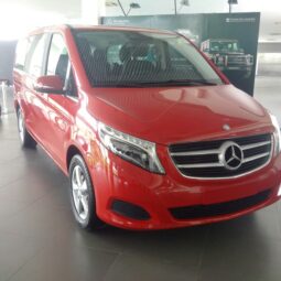 Mercedes V220 full