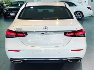 mercedes E180 mới 2021 (2)