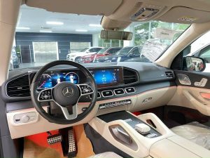 Mercedes phú mỹ hưng