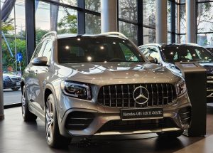 Giá xe Mercedes GLB35 AMG