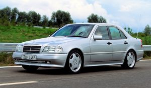 xe hoi AMG đầu tiên