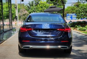 Mercedes C200 cũ 2022 chính hãng