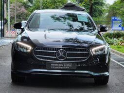 Mercedes E180 cũ 2022