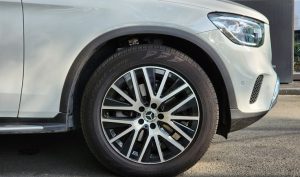 Mercedes GLC200 4matic cũ ch&iacute;nh h&atilde;ng