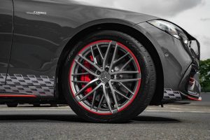 Đánh giá chi tiết Mercedes AMG C43 mới 2023 (4)