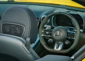 Đánh giá chi tiết mẫu xe Mercedes AMG SL 43 mới 2023