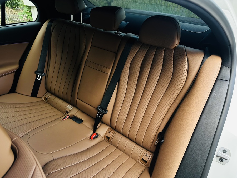 Mercedes E200 Exclusive 2025 cũ