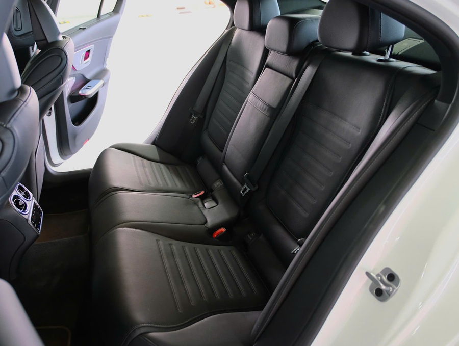 Bán Mercedes C43 AMG cũ nội thất đen đời 2023