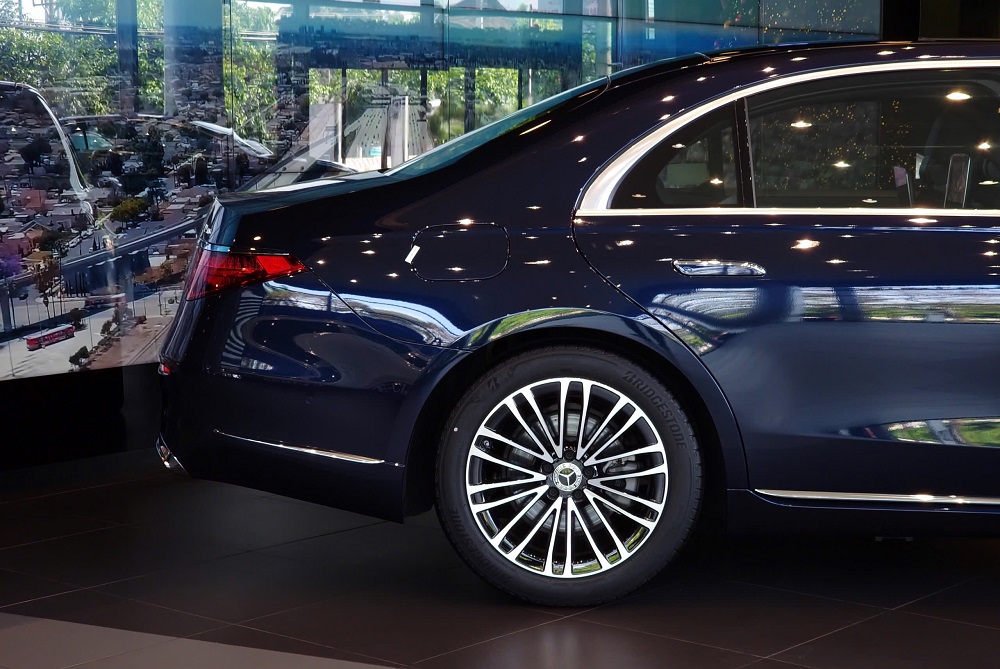 Mercedes Nam Sài Gòn