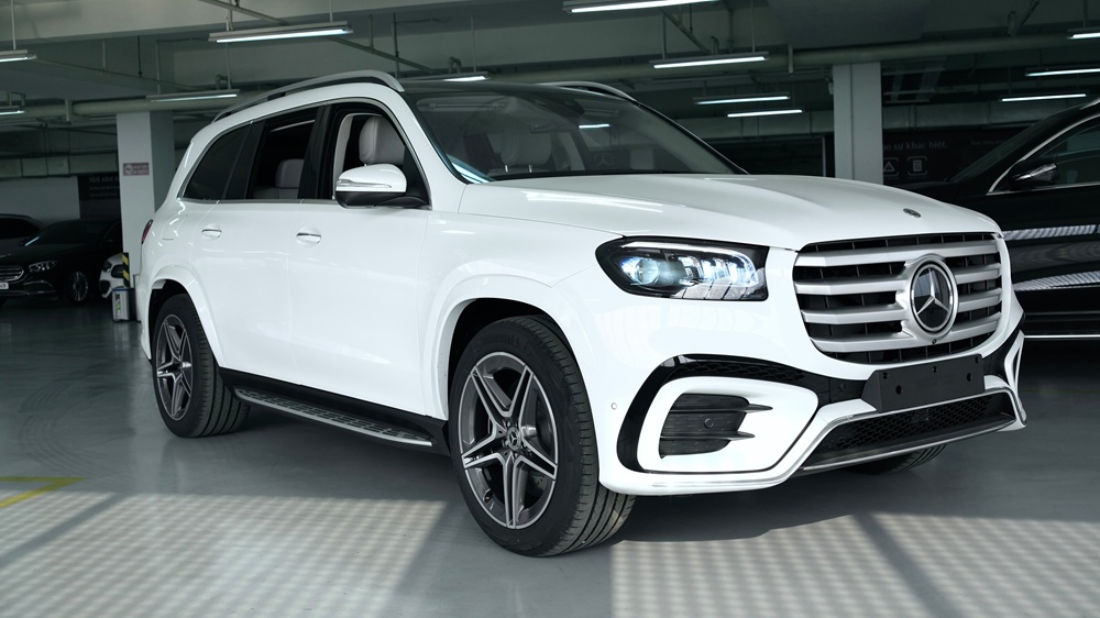 giá lăn bánh Mercedes GLS 450 4matic màu trắng giảm hơn 400 triệu tại Mercedes Phú Mỹ Hưng
