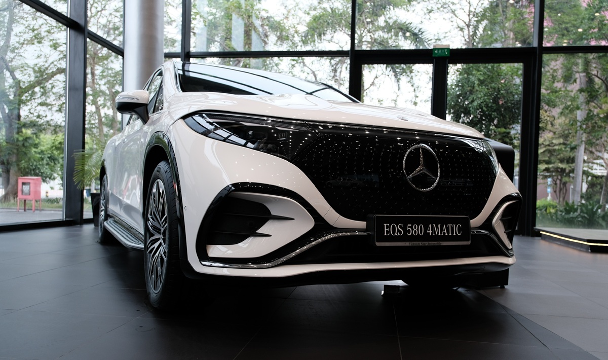 Giá Mercedes EQS 500 SUV mới nhất