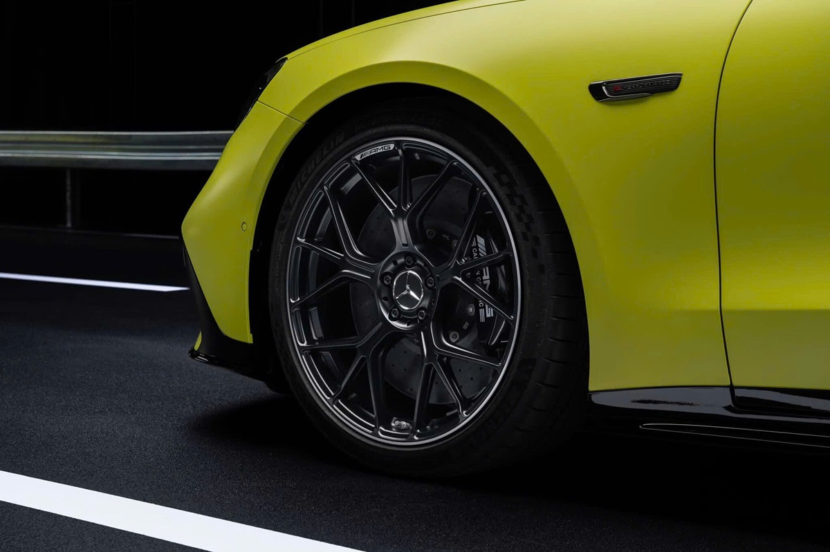 Mercedes AMG GT 63