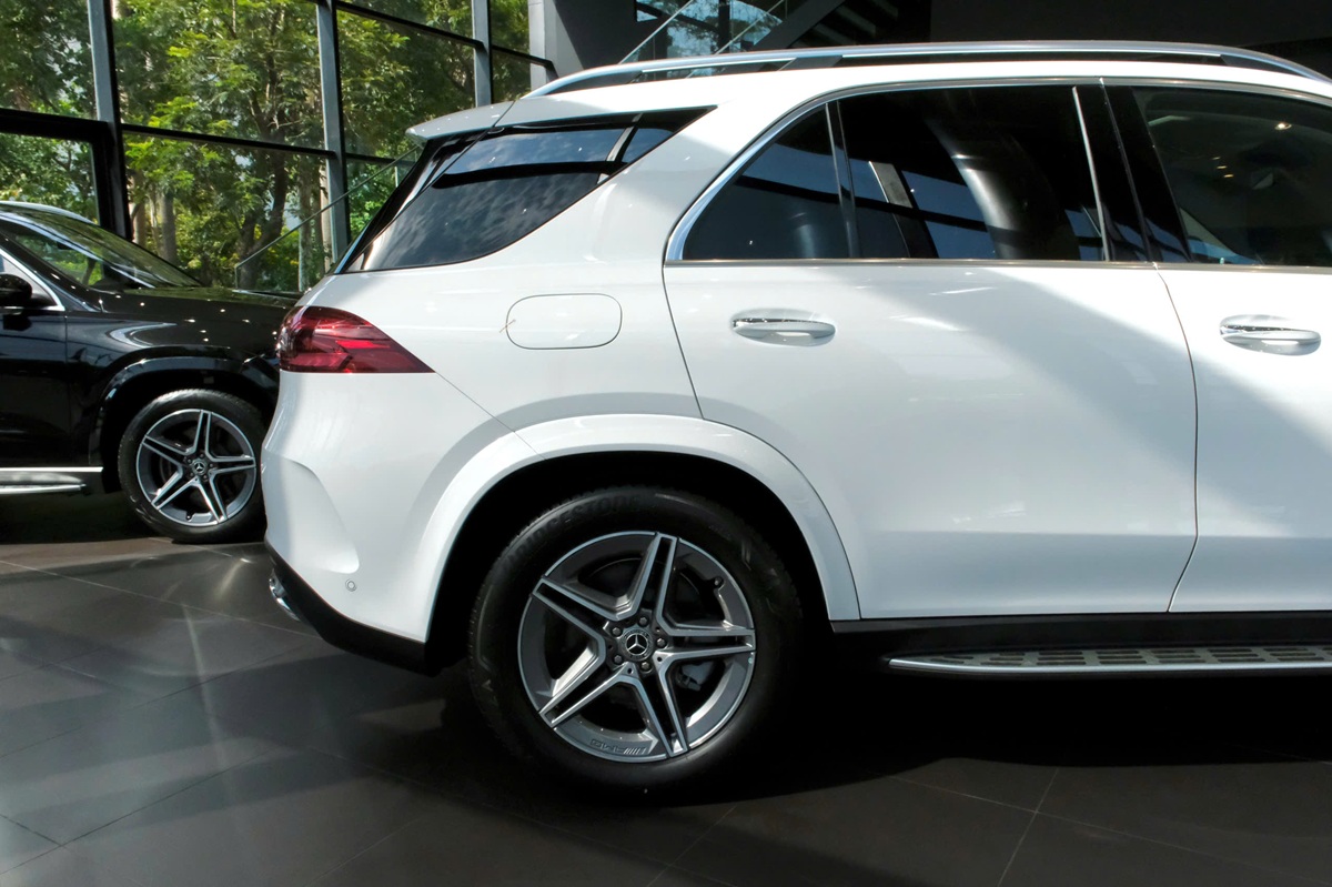 Mercedes Benz GLE 400 4MATIC Facelift 2026